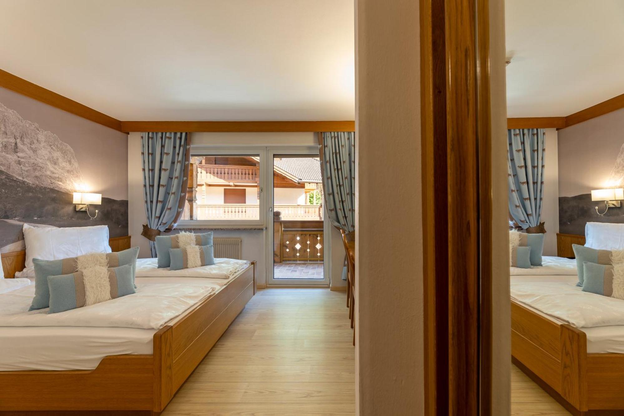 Hotel Ramon Campitello di Fassa Eksteriør billede