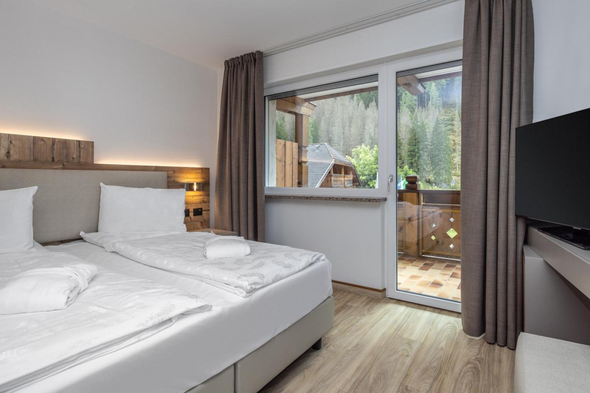 Hotel Ramon Campitello di Fassa Eksteriør billede