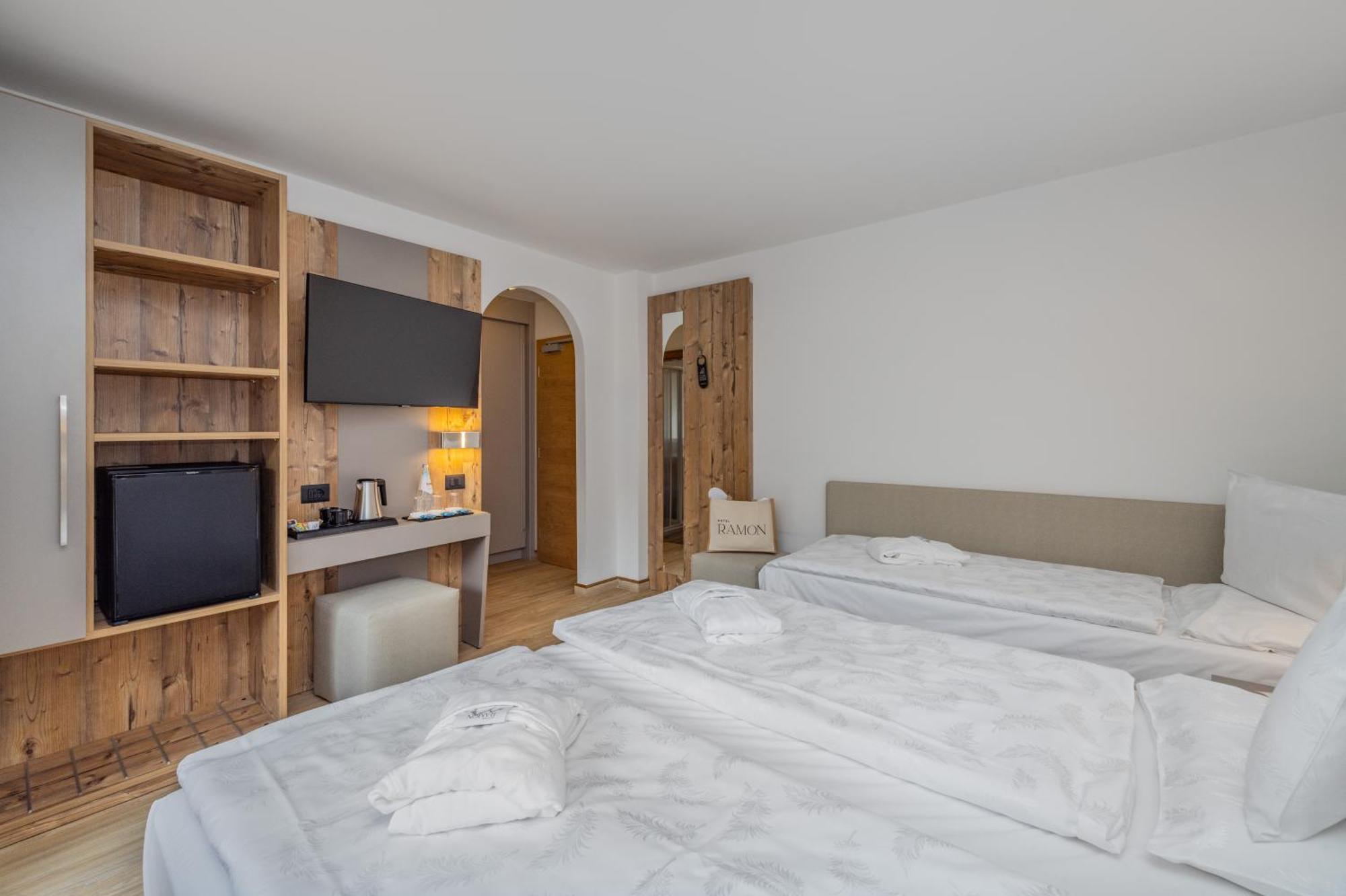 Hotel Ramon Campitello di Fassa Eksteriør billede