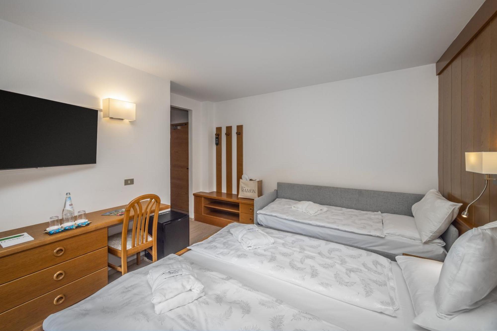 Hotel Ramon Campitello di Fassa Eksteriør billede