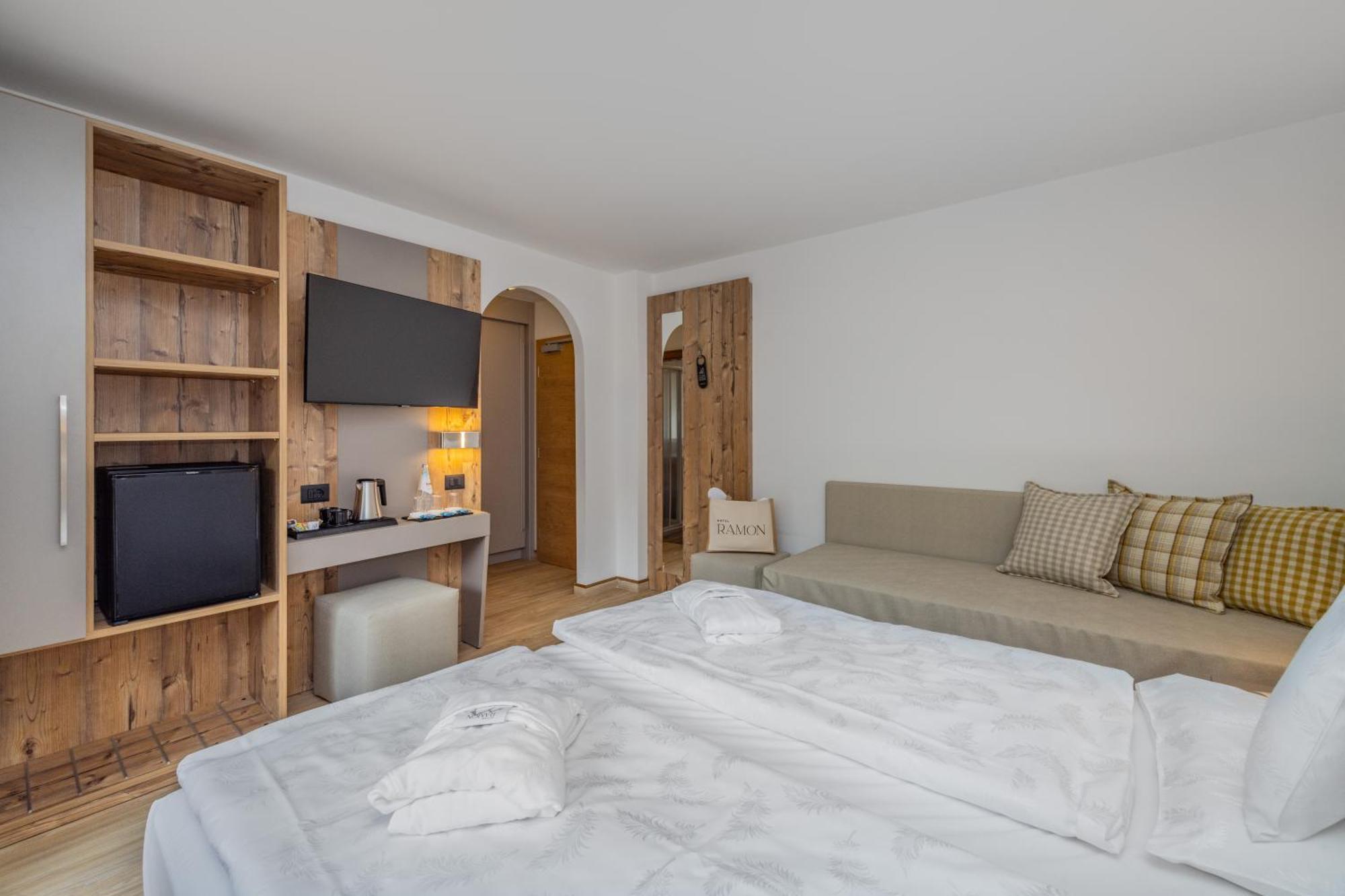 Hotel Ramon Campitello di Fassa Eksteriør billede